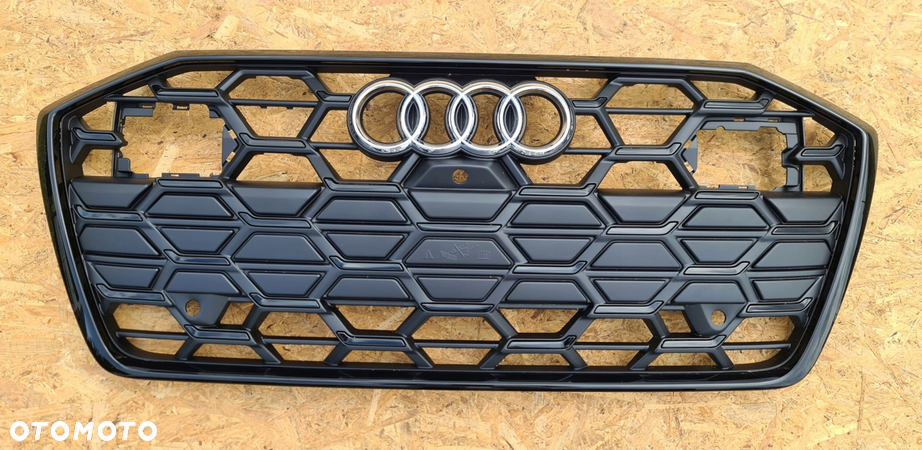 AUDI A6 C8 GRILL ATRAPA BLACK 4K0 - 1