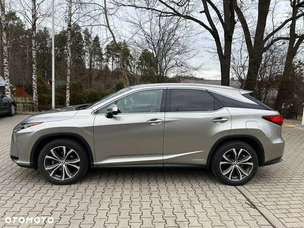 Lexus RX - 4