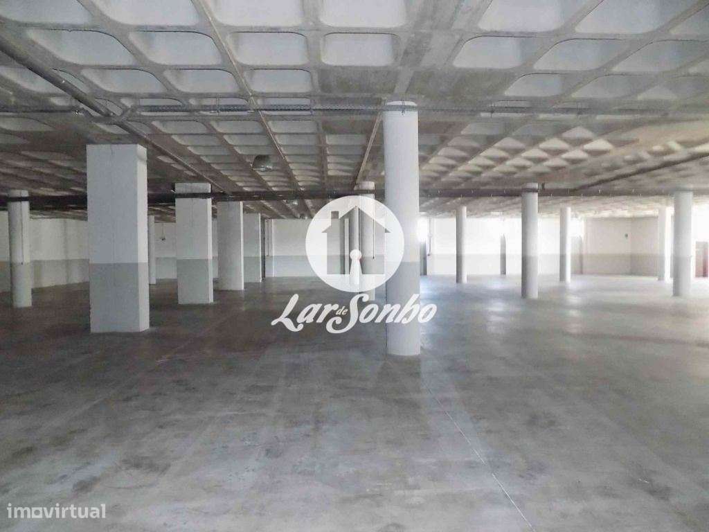 Armazém  c/519m2 - Lousado - Grande imagem: 4/11
