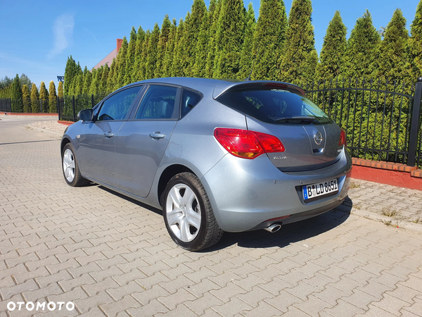 Opel Astra 1.4 Turbo Color Edition - 8
