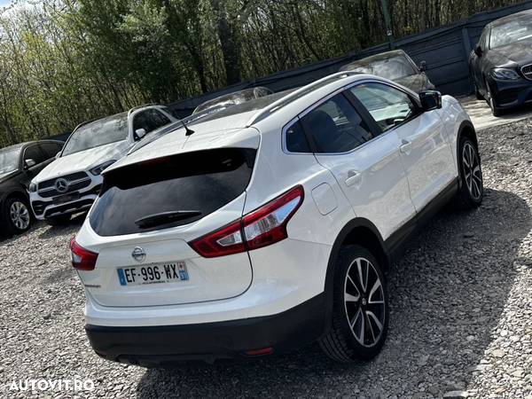 Nissan Qashqai 1.6 DCi Xtronic TEKNA+ - 33