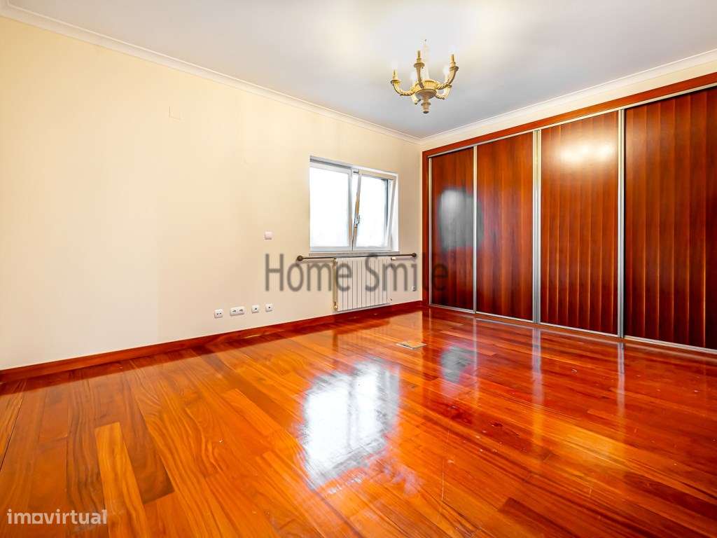 MORADIA LUXO STO ESTEVÃO. PISCINA. GARAGEM. COURT TÉNIS-35