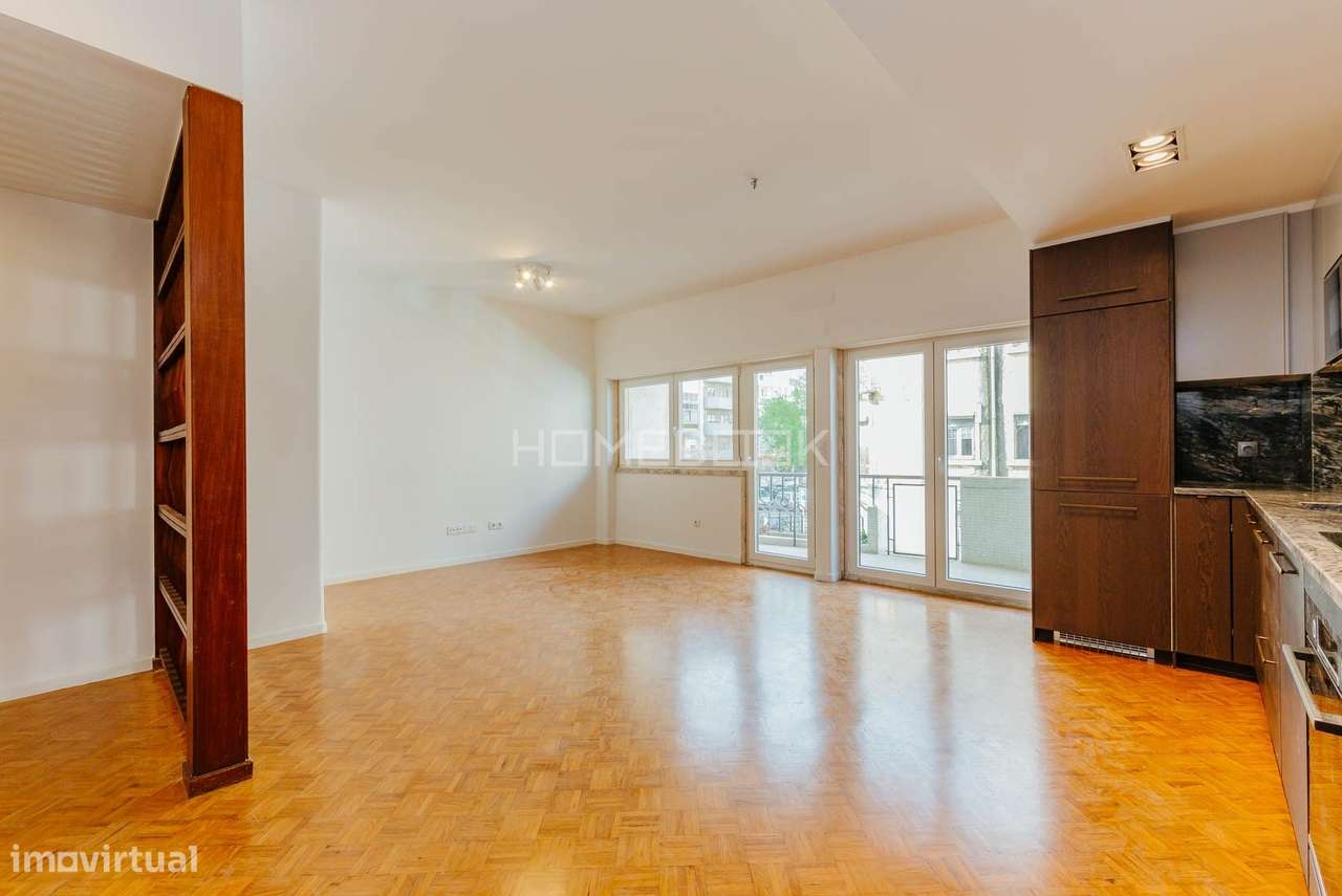 T2 à Gulbenkian - varanda - cozinha equipada - Grande imagem: 2/27