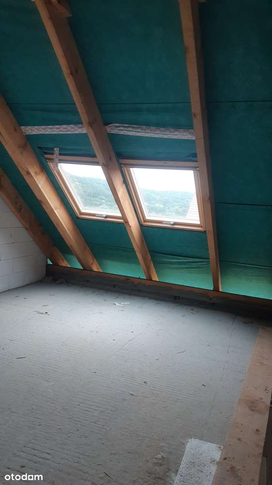 komfortowy duży dom w zacisznym osiedlu-8