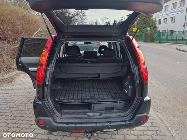 Nissan X-Trail 2.0 dCi SE - 11