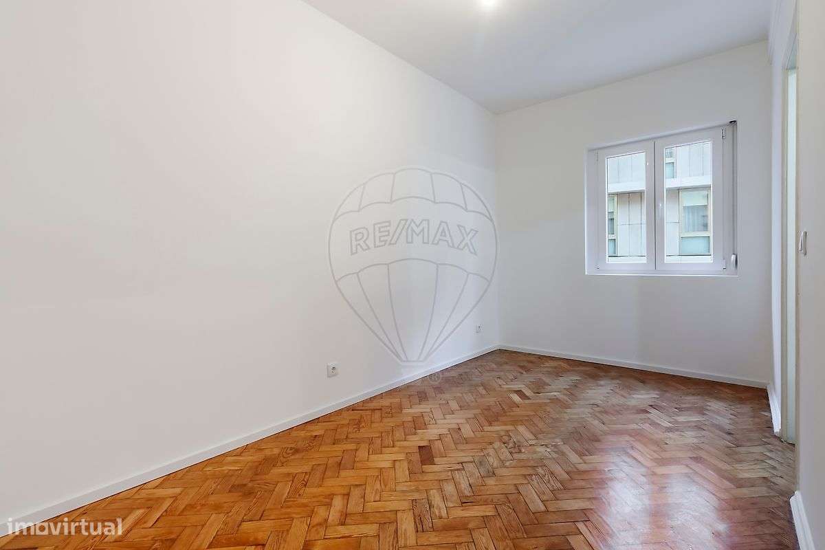 Apartamento T1 para arrendamento - Grande imagem: 2/18