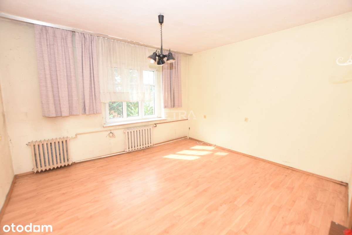 Dom + zabudowania działka-1757m2-5