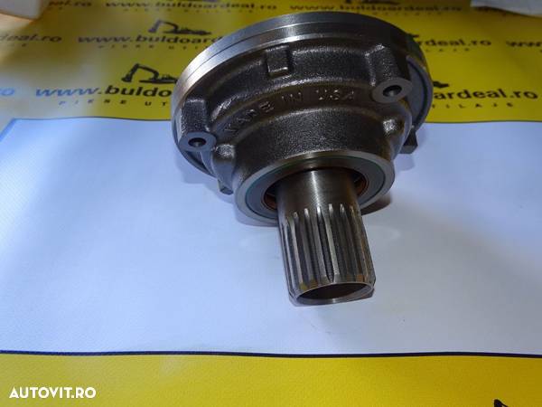 Pompa de mars , transmisie Buldoexcavator Case 590 Sle, cod 9968311 - 7