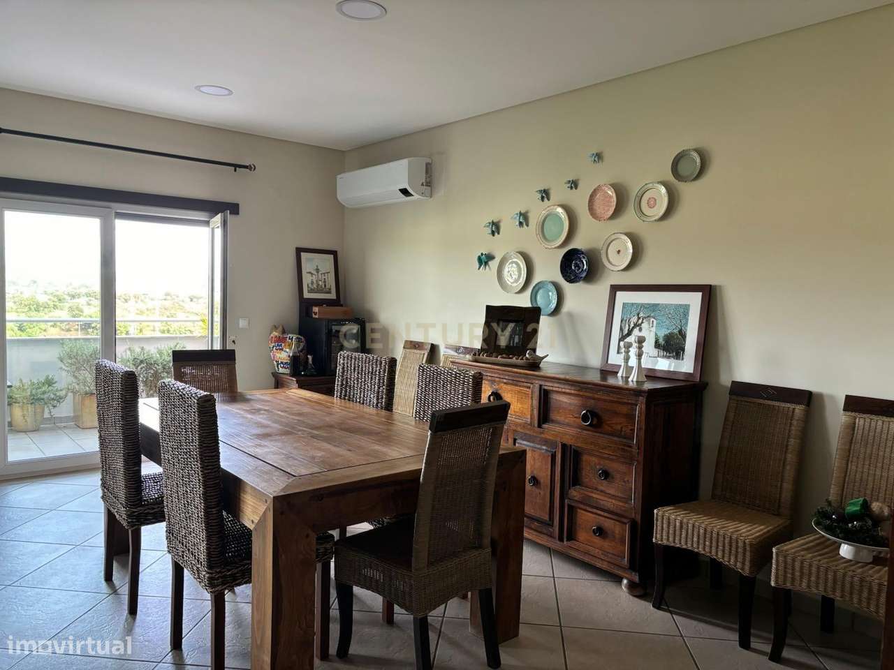 Edifício Moderno no Entroncamento com Vista Panorâmica e Luxo - Grande imagem: 3/25