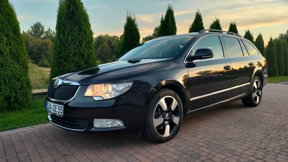 Skoda Superb II (2008-2018) 2.0 TDI DSG Elegance 2012