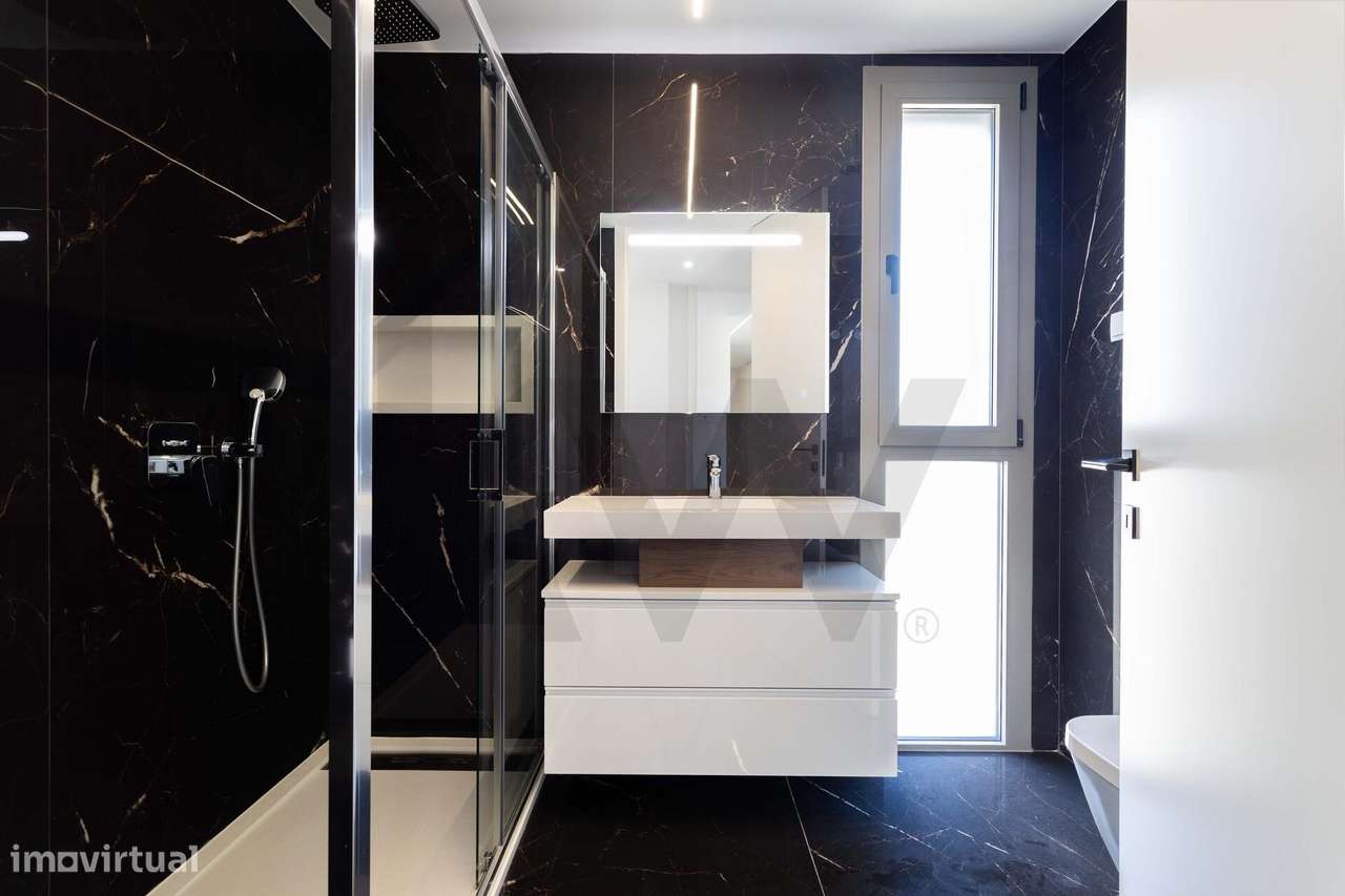 Exclusivo T3 Novo com Varandas de 51m2 | 2 Lugares de Garagem e Arreca-29
