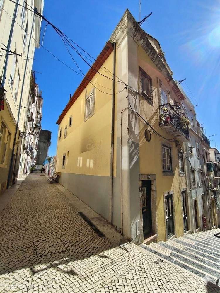Prédio no coração de Lisboa-0