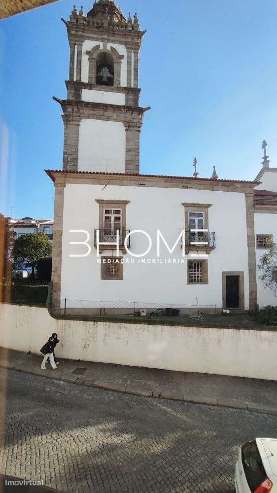 T3 com garagem em S. Vicente próximo do Centro-24