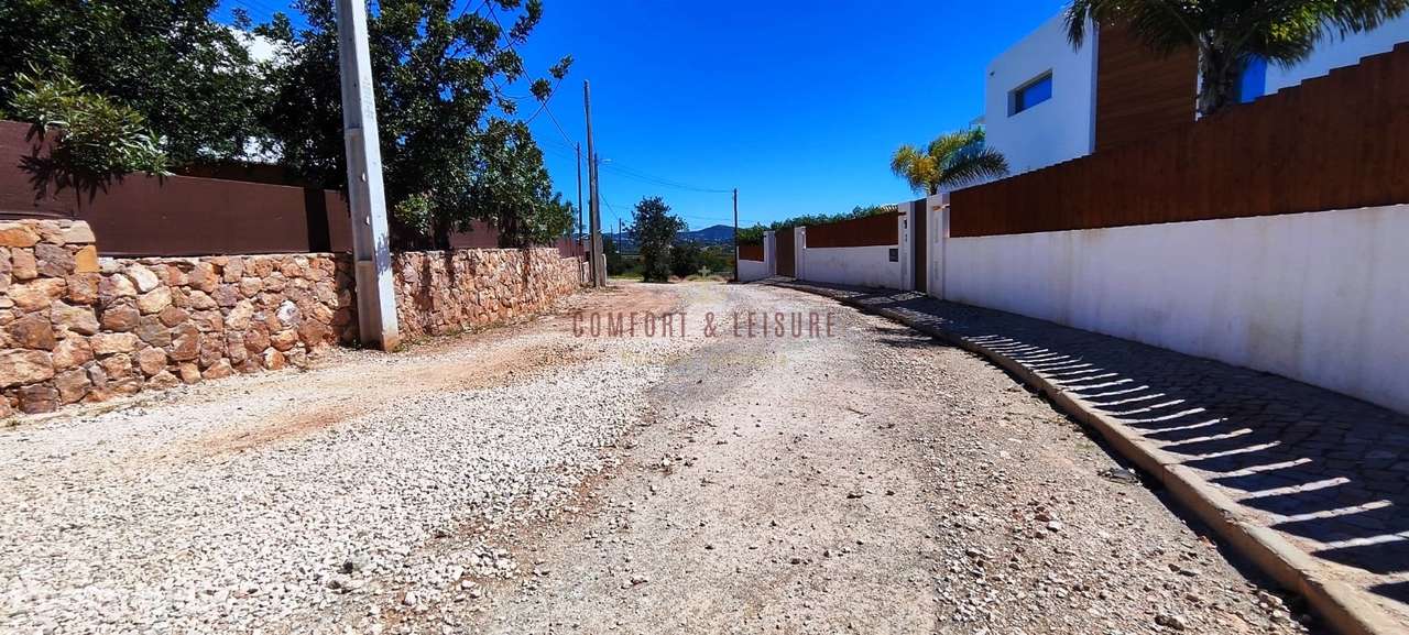 Terreno com projeto aprovado com 8.930m2 no Cerro do Galo, Almancil-26