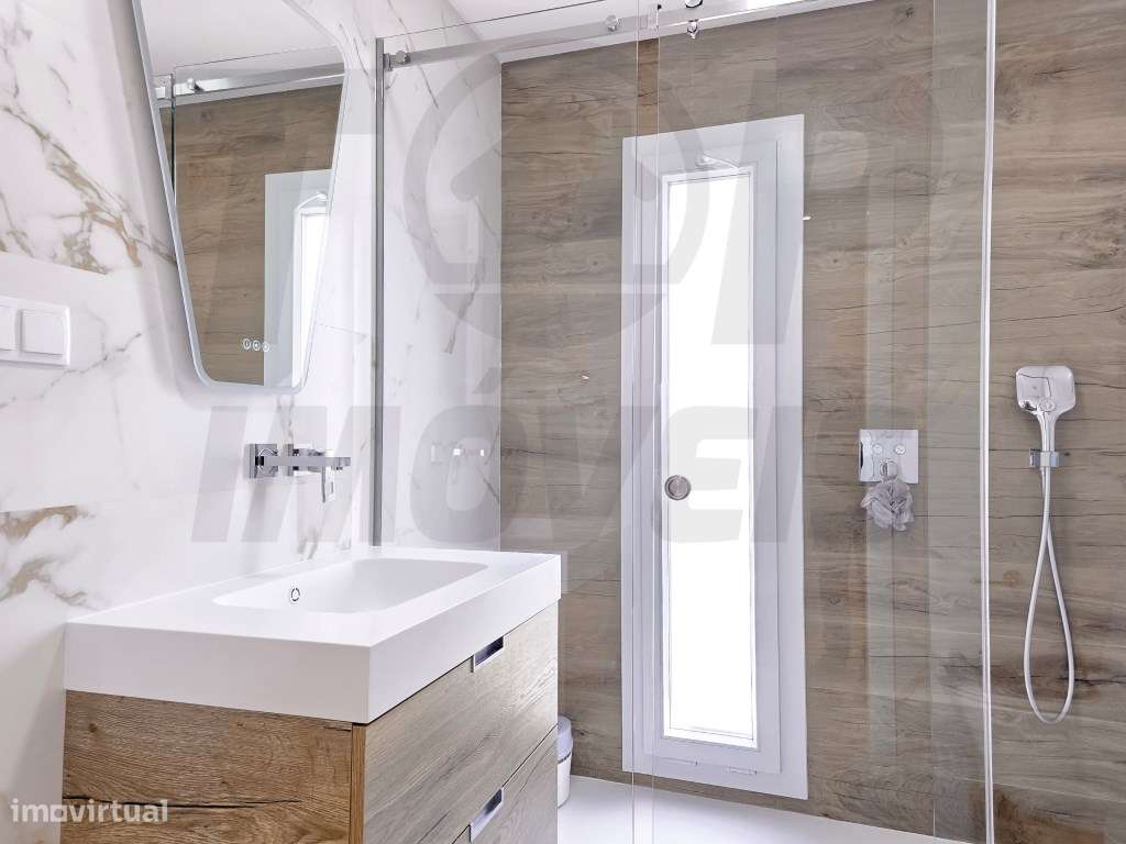 Moradia de Luxo V6 com Piscina, Terraço e Acabamentos de Alta Quali...-18