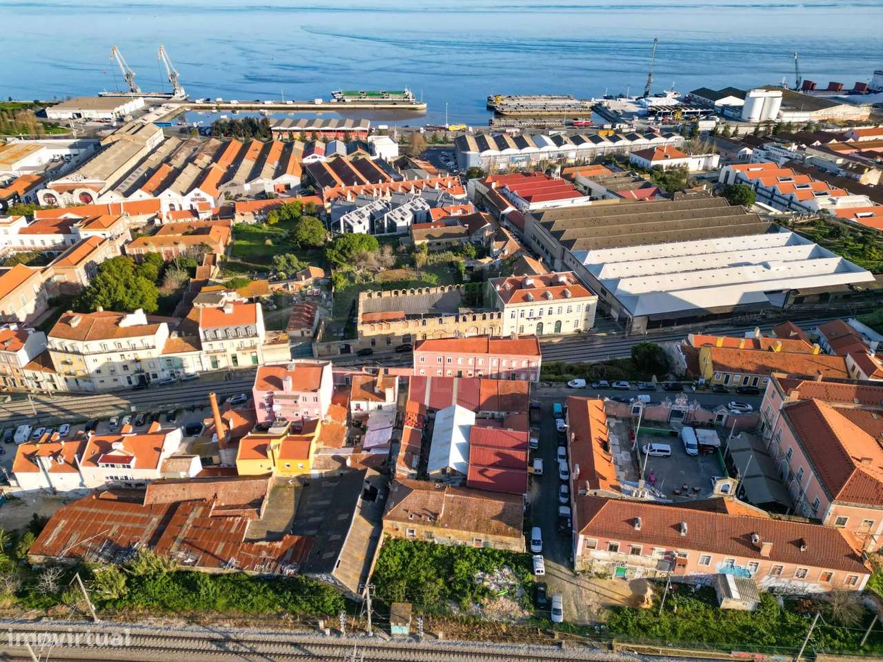 lote urbano para nova construção de moradias ou apartamentos. - Grande imagem: 1/22