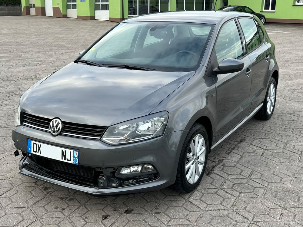 Volkswagen Polo V 1.4 TDI Blue Motion Technology DSG Lounge 2015