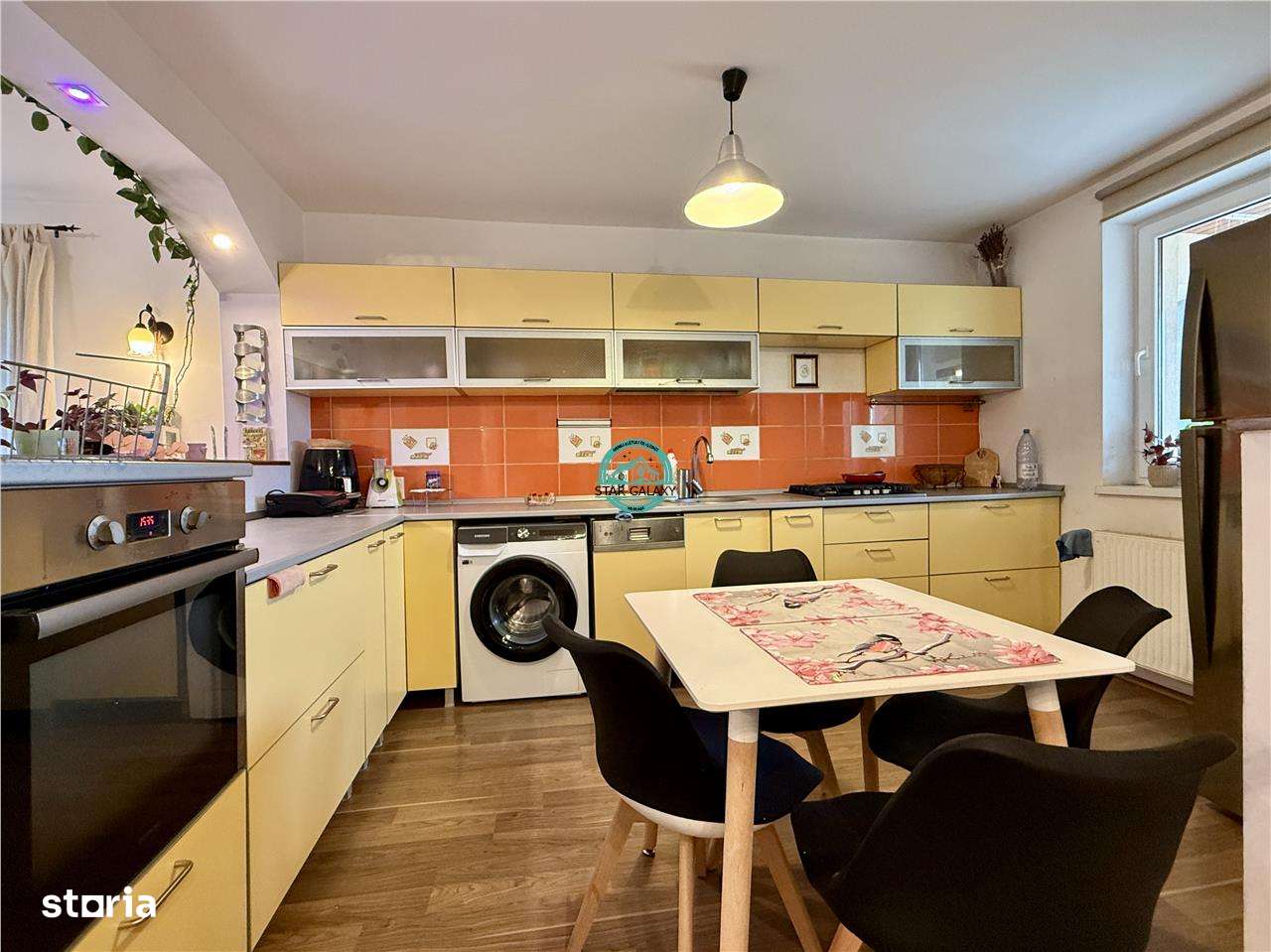 Casa cu 4 camere de vanzare, teren 970 mp, in Livezeni - Imagine principală: 5/12