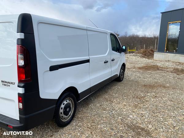 Renault Trafic - 12