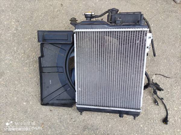 Radiador água + motoventilador + vaso expansão  - Hyundai Getz 2005 Gasolina - 3