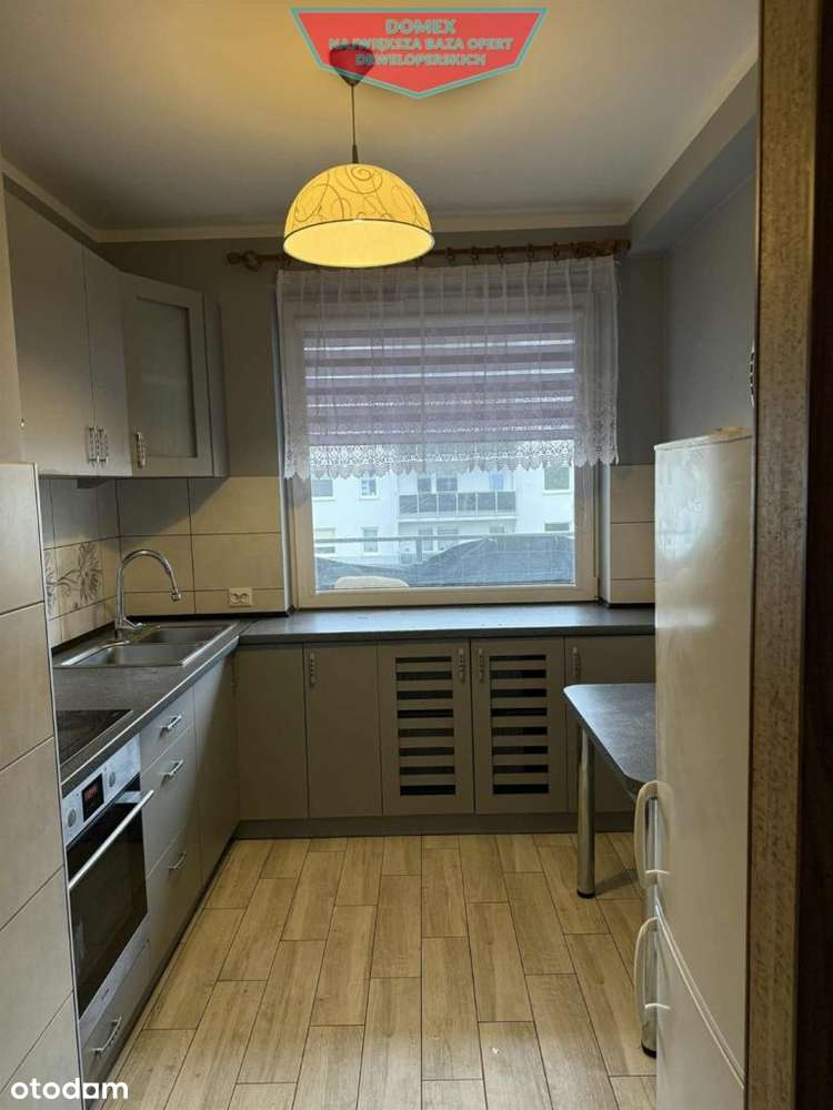 Miejsce postojowe i komórka lokatorska Gratis!-1