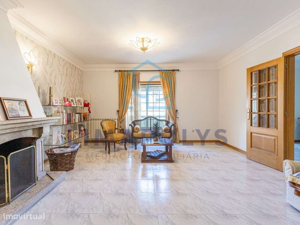 Moradia com ótimas áreas a 200 metros da praia - Grande imagem: 4/22