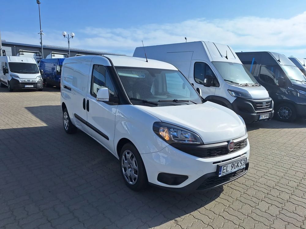 Fiat Doblo Maxi diesel 1,6 105KM blaszak 3 osobowy Krajowy FV23% Fiat Doblo Maxi 1598ccm Krajowy Niski Przebieg Super Stan