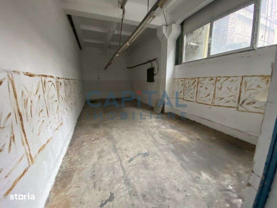 Spatiu Comercial de inchiriat Piata 1 Mai, 240mp, parter - Imagine principală: 4/6