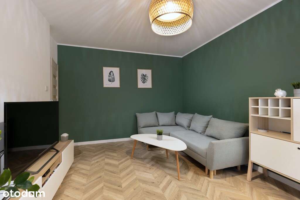 Zadbane, 2 pokoje z osobną kuchnią, duży balkon-2