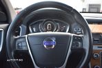 Volvo XC 60 D4 AWD Geartronic Kinetic - 14