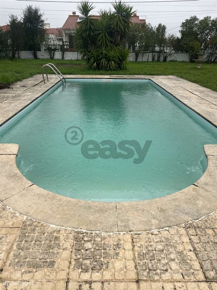 Excelente Moradia T3 Com Anexo E Piscina