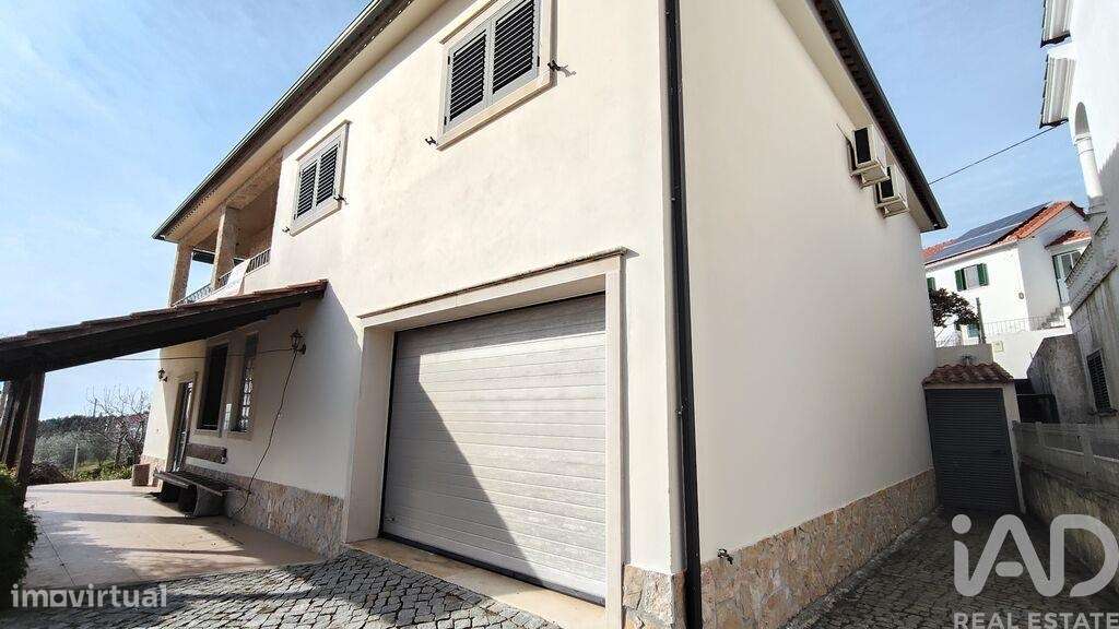 Casa / Villa T3 em Pedrógão Grande de 347,8 m2 - Grande imagem: 4/38