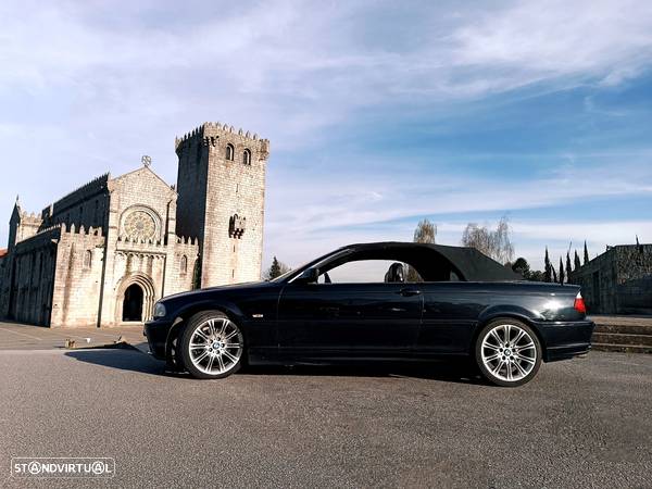 BMW 325 i Cabriolet - 11