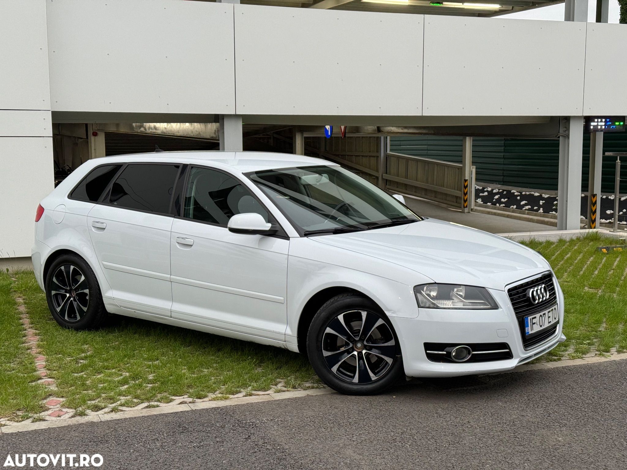 Audi A3 - 1