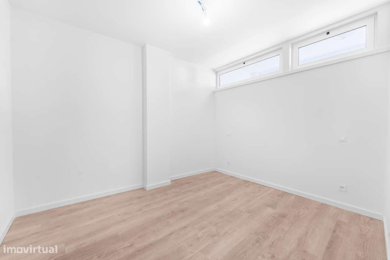 Prédio de Serviços com Projecto Completo aprovado, Centro... - Grande imagem: 2/55