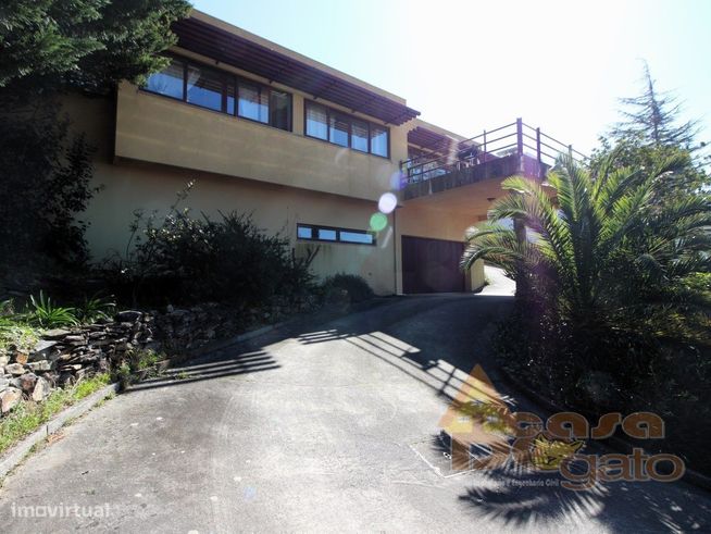 uma moradia única com um panorama ímpar-2