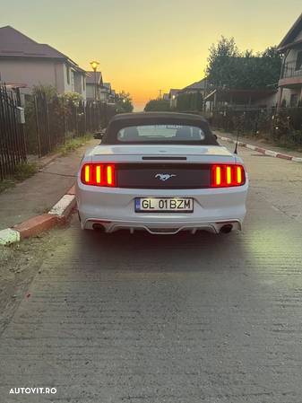 Ford Mustang Convertible 2.3 Eco Boost Aut. - 11