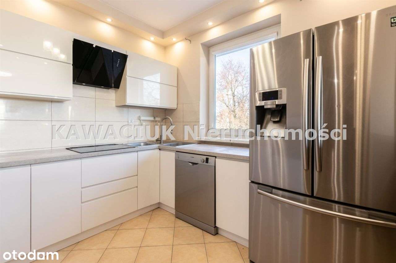 Przestronne 3-pokojowe mieszkanie z balkonem-1