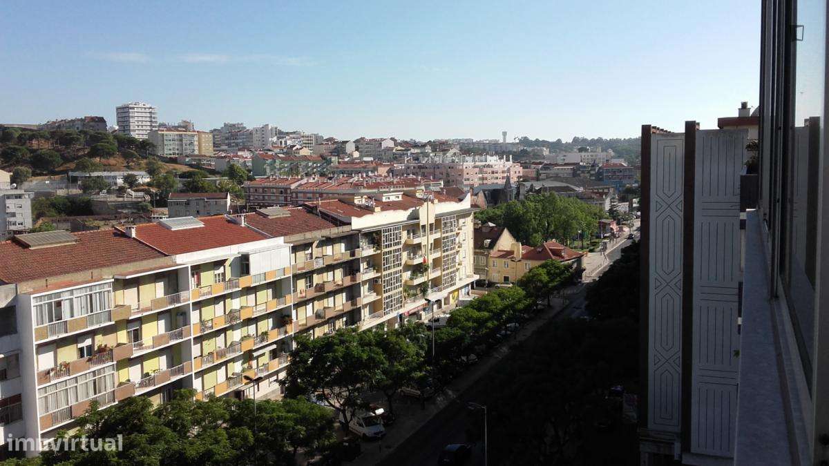 Quarto - localizado em Almada Lisbon - Grande imagem: 4/10