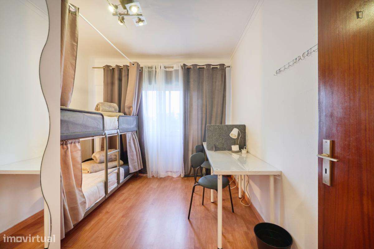 Cama - localizado em Lisbon - Grande imagem: 3/45