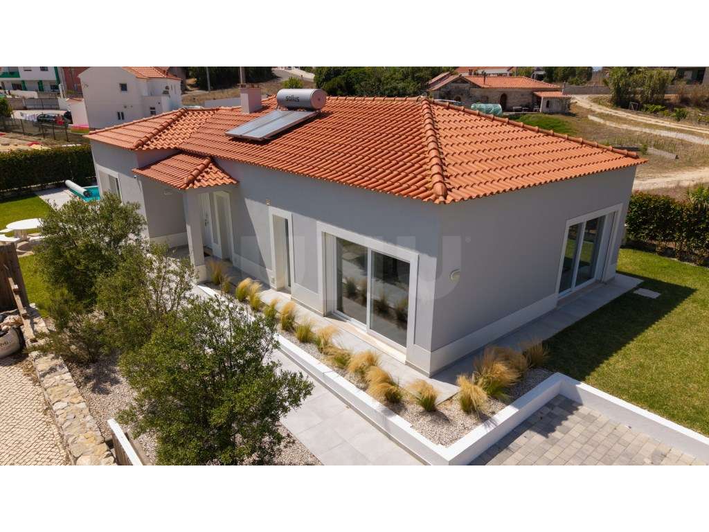 Moradia Nova de Construção na Serra do Bouro-5