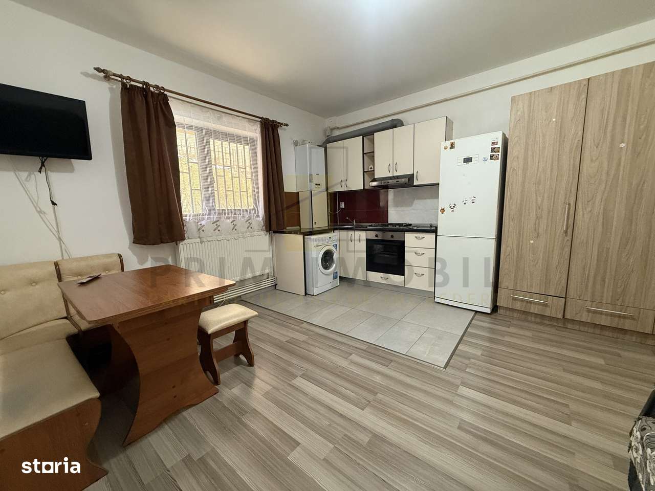 Studio, bloc nou, intabulat, Tatarasi - 2 baieti-0