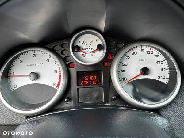 Peugeot 207 1.4 HDi Trendy - 20