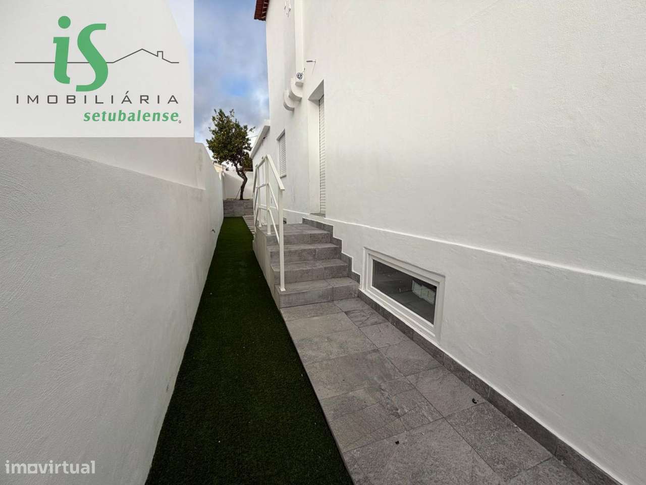 MORADIA PARA VENDA NO BAIRRO DA CONCEIÇÃO EM SETÚBAL-43