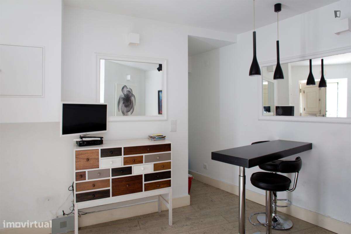 Estúdio - localizado em Santos Lisbon - Grande imagem: 5/8