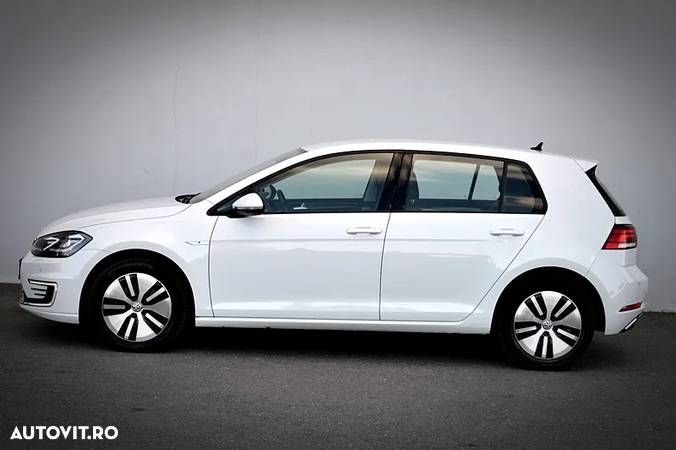 Volkswagen Golf e-Golf - 9