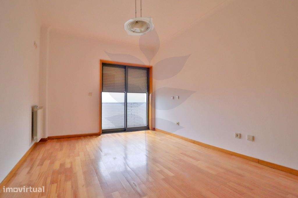 Apartamento T3 - Gualtar - Cozinha Totalmente Equipada-11