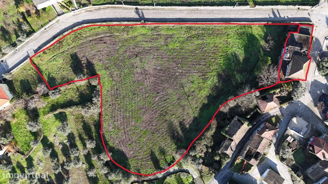 Moradia em pedra com terreno para venda em Forninhos, Aguiar da Beira - Grande imagem: 4/6