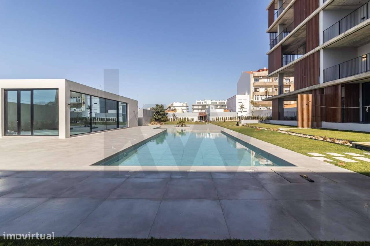Apartamento T2 a estrear - 2 suítes - Terraço - Piscina- Garagem - Vis-0