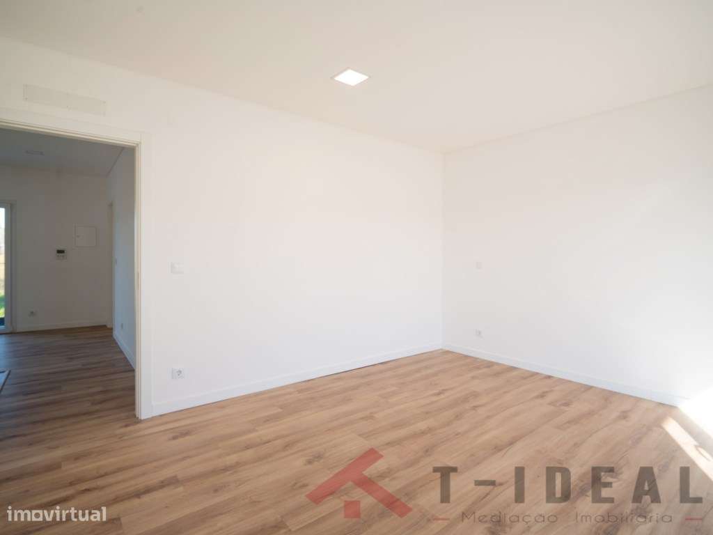 Moradia T4 nova próxima da Lourinhã e das praias-38